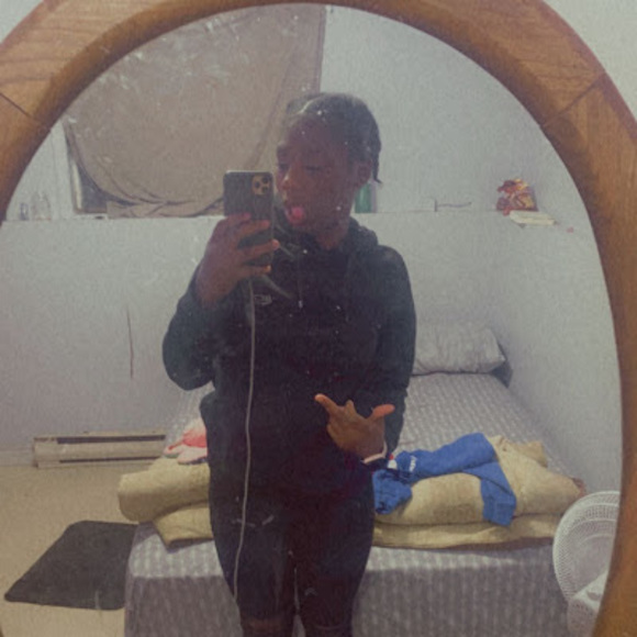 makaylaserge296